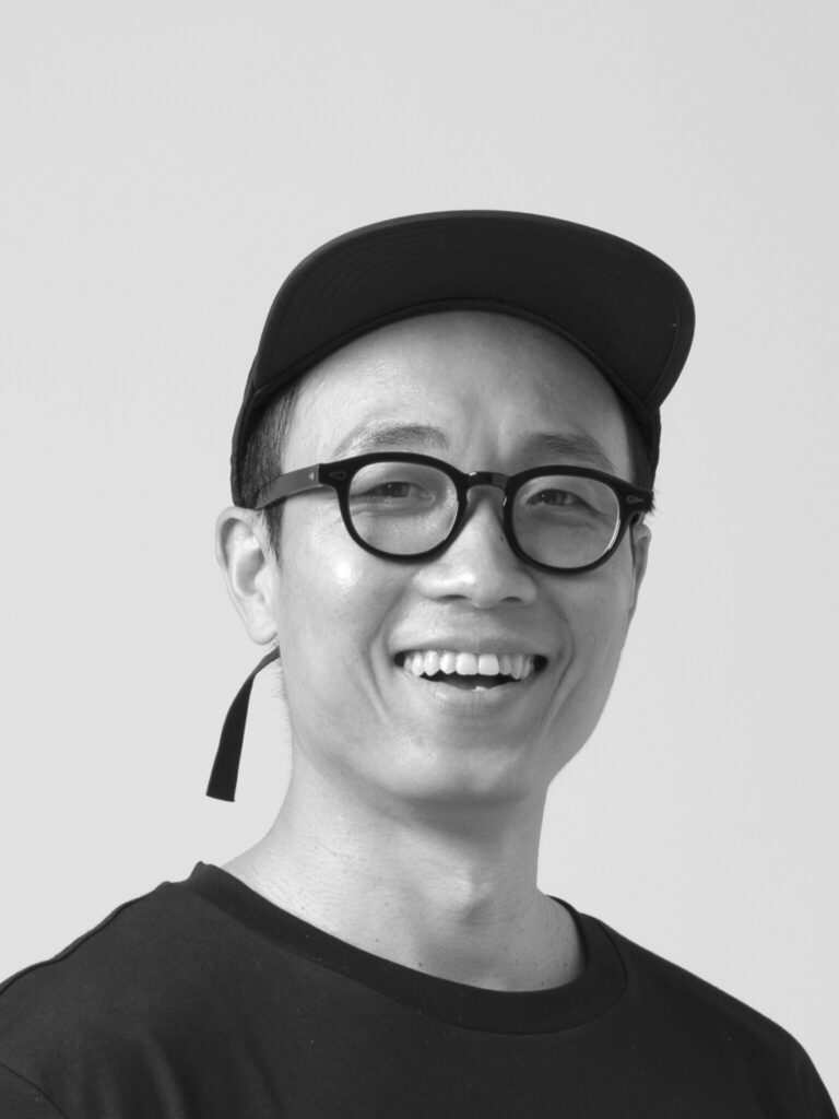 AI 모델을 데뷔시킨 디자이너의 실험 5 변사범 프로필
