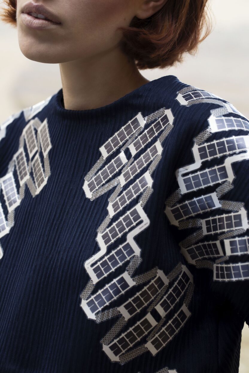 에너지 이슈에 주목한 비트라 디자인 뮤지엄,〈변환! 미래 에너지의 디자인>전 5 05 VDM Transform Solar Shirt