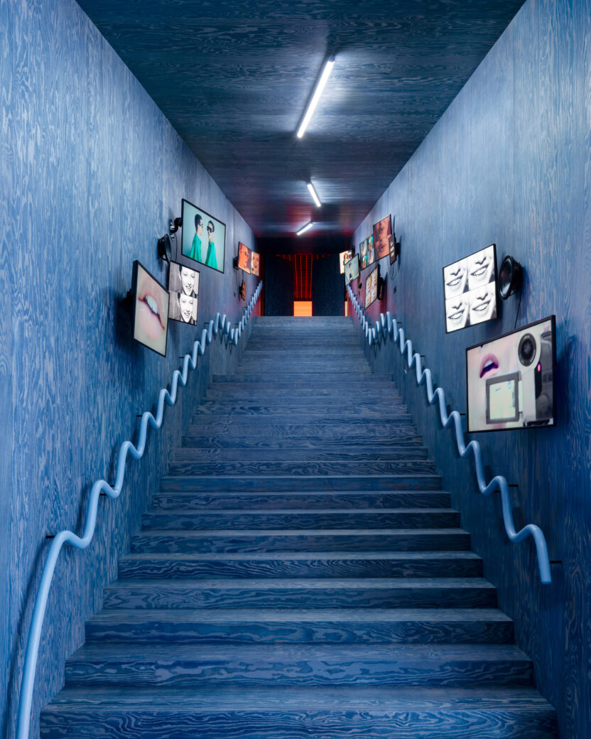 로에베의 <크래프티드 월드> 6 LOEWE 2024 SHANGHAI EXHIBITION 8