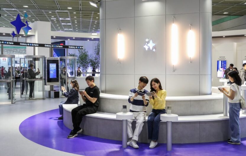 AI가 만드는 일상의 혁신을 만나다, WIS 2024 12 삼성전자 2024 월드IT쇼 참가 2 e1713315838183