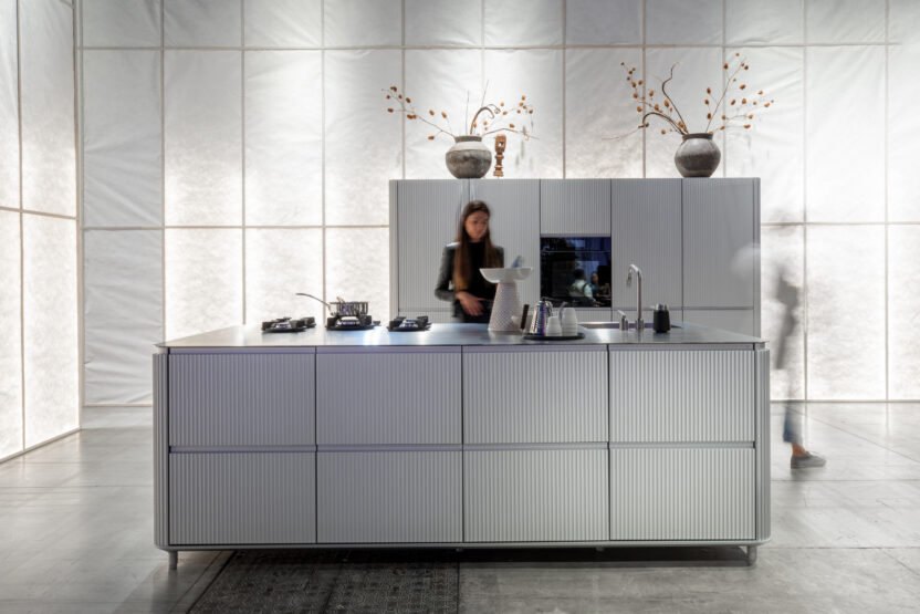 5개의 키워드로 톺아보는 밀라노 디자인 위크 20 04 VIPP V3 SALONE DEL MOBILE EUROCUCINA2024 ph.monica spezia livinginside 1 3