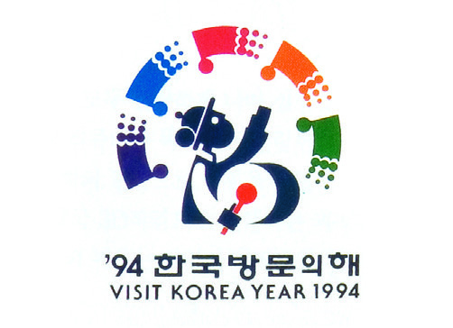 2020 디자이너 명예의 전당 헌정자 김교만디자이너·이영혜 디자인하우스 대표 선정 16 200825000001221 O