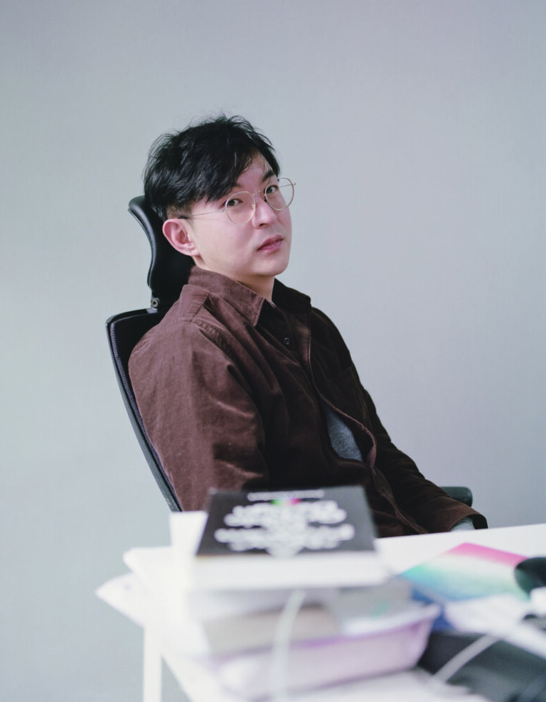 타이핑으로 짓는 시, 민구홍