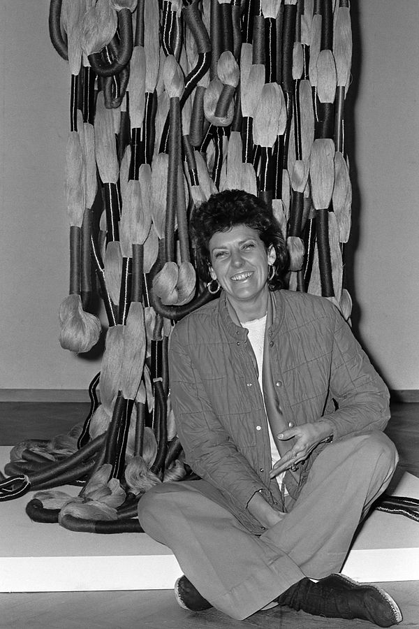에스파스 루이 비통 서울에 ‘착륙’한 셰일라 힉스 2 600px Sheila Hicks 1974