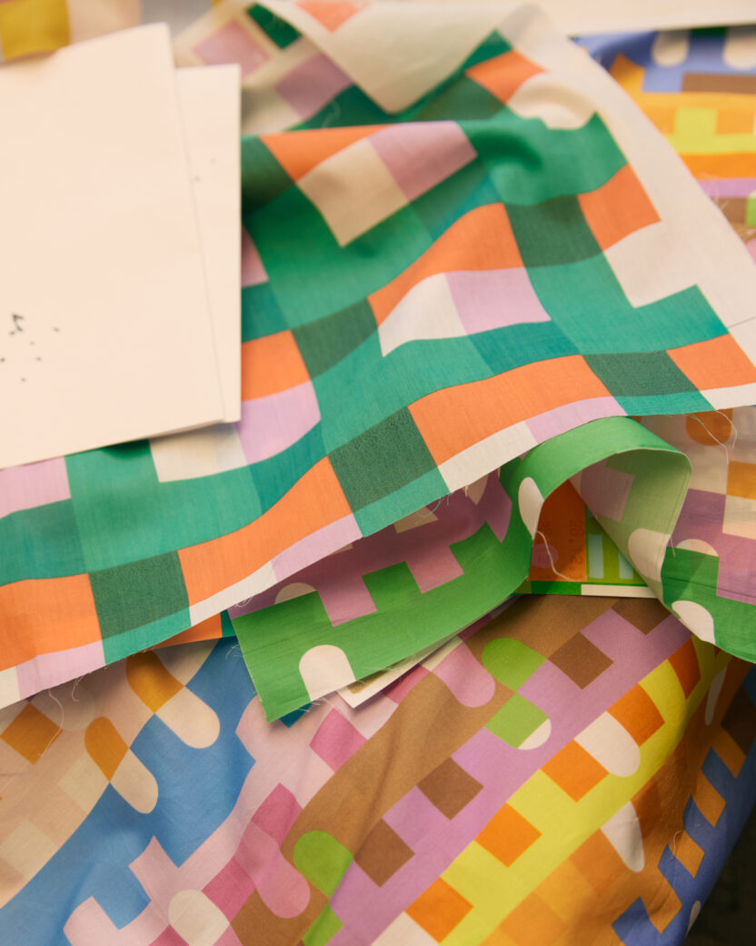 카럴 마르턴스 × 리버티 6 Karel Martens x Liberty I www.libertylondon.com 3 1