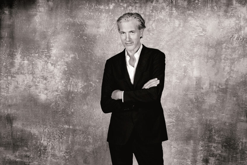 여행에 최적화된오브제 노매드 컬렉션 7 21 Portrait Marcel Wanders 복사본