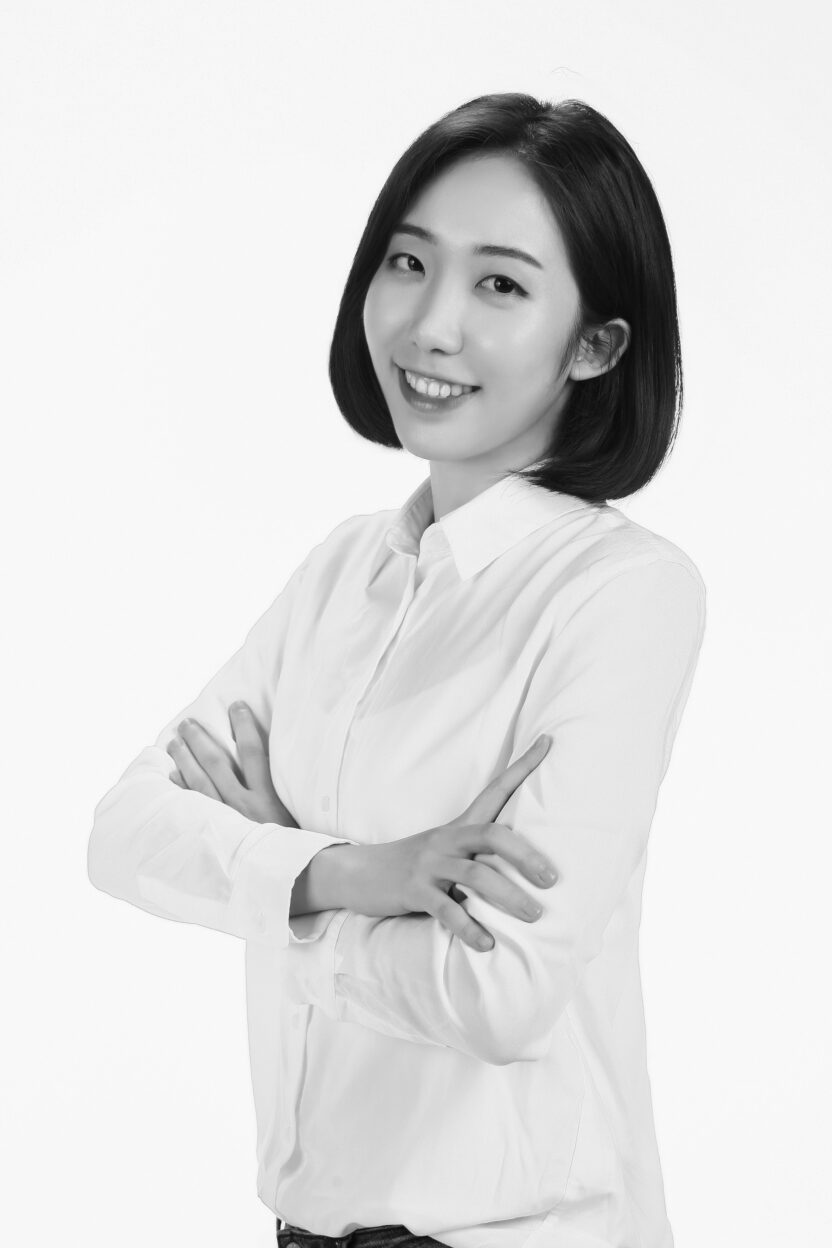 ㄴ 832x1248 3