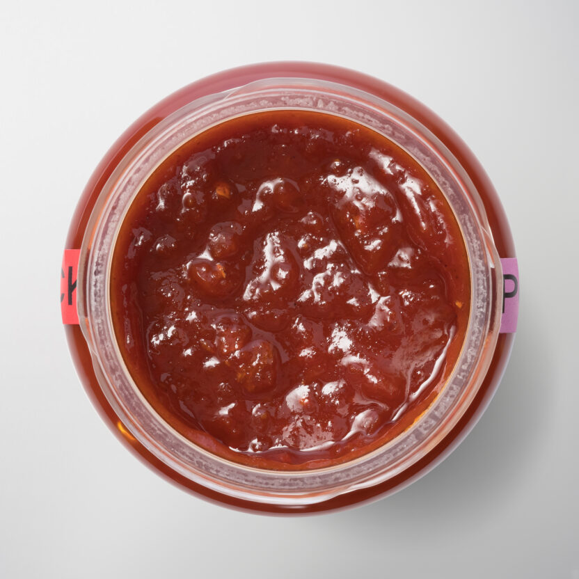 보자기의 색과 패턴을 입은 한국 식료품 브랜드 ‘포틀럭’ 9 8 gochujang