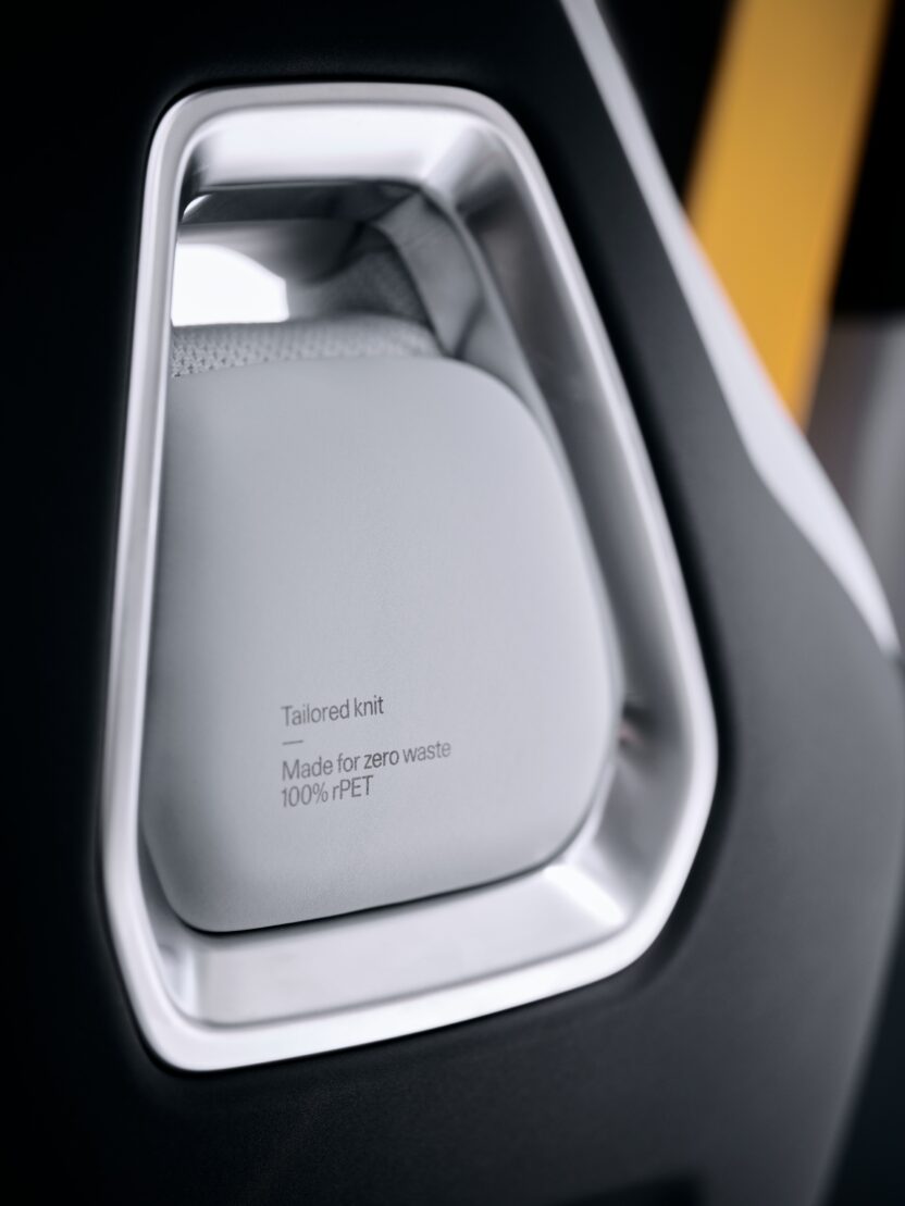 디자인으로 완성한 쿠페형 전기 SUV, 폴스타4 4 KakaoTalk 20240814 162109491 02