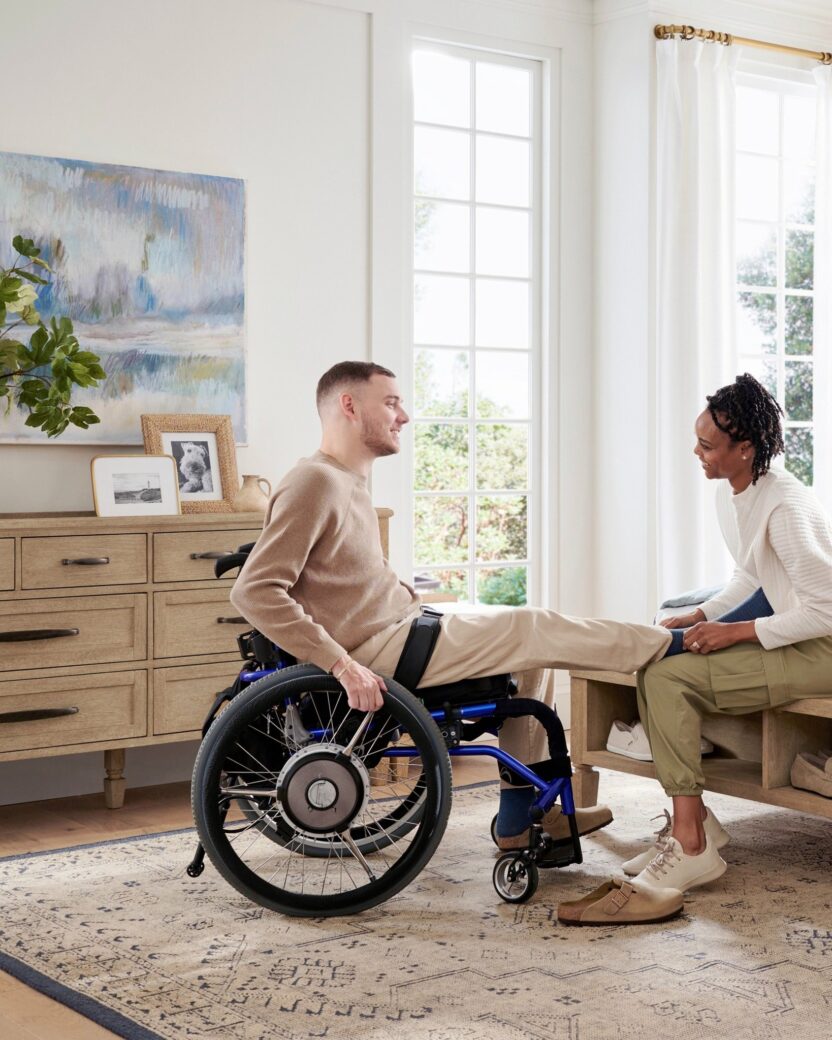 이동이 불편한 사람들의 일상 생활을 돕는 가구 디자인 5 Pottery Barn 5