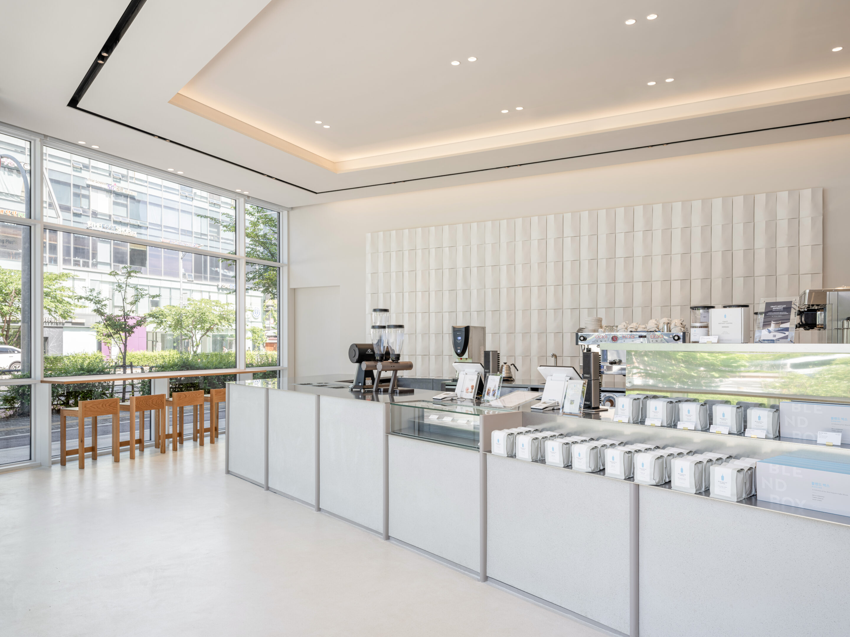 쉼을 위한 넉넉한 여백, 블루보틀 판교점 2 BLUE BOTTLE 004