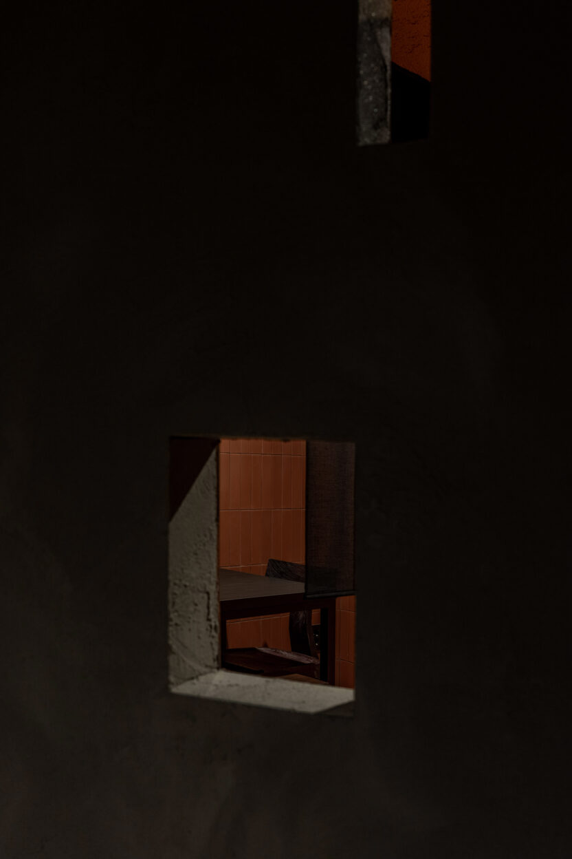 이태원의 숨은 안식처, 호롱불 5 29 1