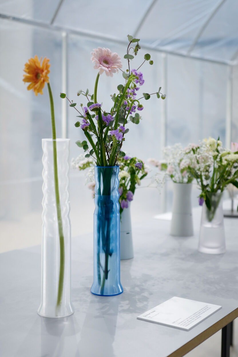 Screw Vase2 832x1248 1