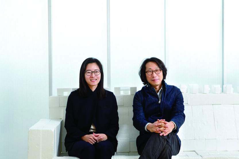 어둠 속의 대화, 북촌 1 151126000000362 O