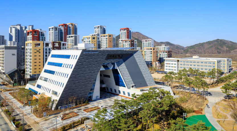 고속도로 위의 새로운 이정표, 처인 휴게소 11 20250124 110405